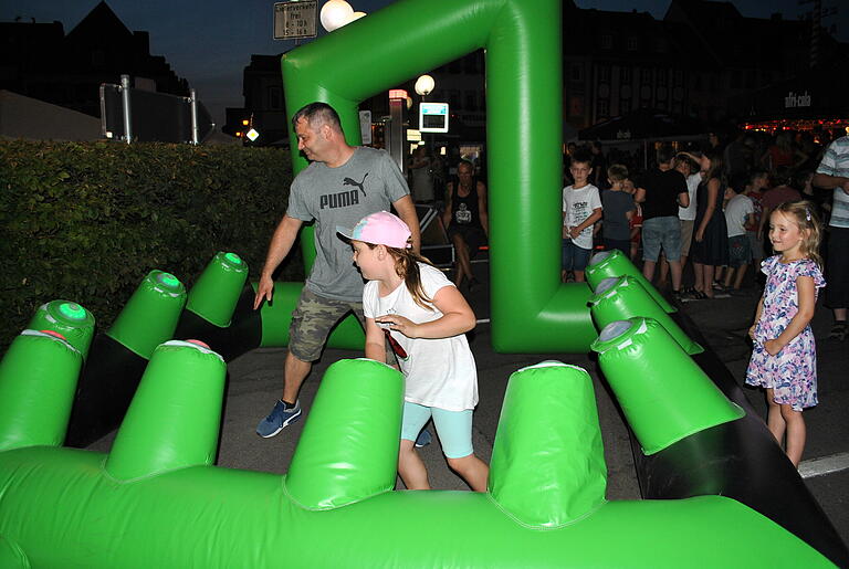 Schnelligkeit und Aufmerksamkeit waren gefragt in der Fun-Arena. Schnelligkeit und Aufmerksamkeit waren gefragt in der Fun-Arena.