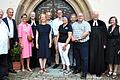 Alle, die ein Abschiedswort gesprochen hatten, stellten sich mit der scheidenden Pfarrerin Victoria Fleck dem Fotografen: Gottfried Schemm (Landschulheim Schloss Gaibach), Bürgermeister Horst Herbert (Kolitzheim), Doris Götz (Kirchenverwaltung Krautheim), Martin Voß (stellvertr. Dekan Dekanat Castell), Pfarrerin Victoria Fleck, Dieter Barth ( Vertrauensmann Kirchenverwaltung Krautheim), Niels Fleck, Michaela Strey (Vertrauensfrau Kirchenverwaltung Zeilitzheim),Stefan Braun, (Kirchenpfleger Kath. Kirchengemeinde Zeilitzheim) Pfarrer Andreas Engert (Kathol. Pfarrer Zeilitzheim), Pfr. Martin Fromm (Senior des Pfarrkapitels des Dekanats Castell), Astrid Loos-Pollinger (von links).
