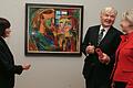 Hertha und Hermann Gerlinger 2006 bei einer Ausstellung im Museum Georg Schäfer in Schweinfurt vor dem Bild 'Du und ich' (1919) von Karl Schmidt-Rottluff. Rechts die damalige Oberbürgermeisterin Gudrun Grieser.