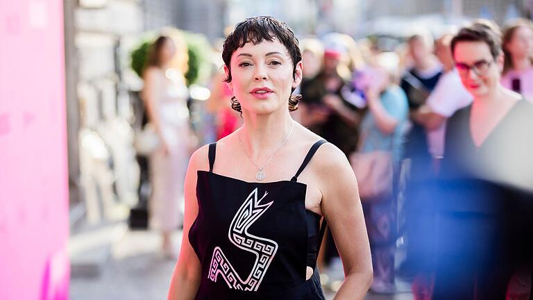 Veranstaltung des Netzwerks „Frauen 100” - McGowan bei dem Netzwerk-Treffen „Frauen 100” in Berlin. Veranstaltung des Netzwerks „Frauen 100” - McGowan bei dem Netzwerk-Treffen „Frauen 100” in Berlin.