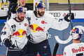 ERC Ingolstadt - EHC Red Bull München.jpeg       -  Konrad Abeltshauser (rechts) vom EHC München jubelt mit seinem Kollegen Maximilian Kastner über seinen Treffer zum 4:1.