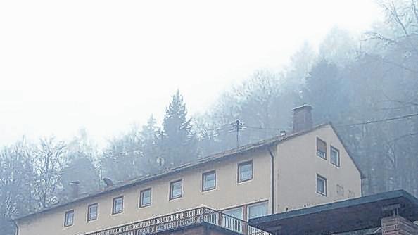 So war das damals - Die zweite Waldrast war bis Sommer 2010 in Betrieb, dann wurde sie abgerissen um einem Neubau Platz zu machen.DEHM So war das damals - Die zweite Waldrast war bis Sommer 2010 in Betrieb, dann wurde sie abgerissen um einem Neubau Platz zu machen.DEHM