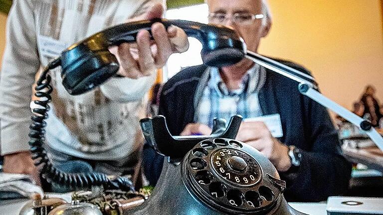Wieder Anschluss unter dieser Nummer: Repair Café im Pfarrsaal von St. Anton in Schweinfurt.