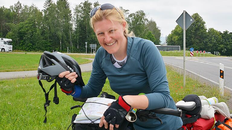 Julia Möllerbei ihrem ungewollten Zwischenstopp in Bad Königshofen.