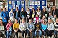 Am Vorlesetag an der Veitshöchheimer Grundschule beteiligten sich neben Eltern Schulleiterin Gabriele Schwenkert (hinten links), ihre Lesebeauftragten Christina Melzer (vorne rechts), Bürgermeister Jürgen Götz (vorne in der Mitte), die Musikschulleiterin Christina Stibi (links von ihm) und der ehemalige Grundschulrektor Stefan Dusolt (hinten rechts).
