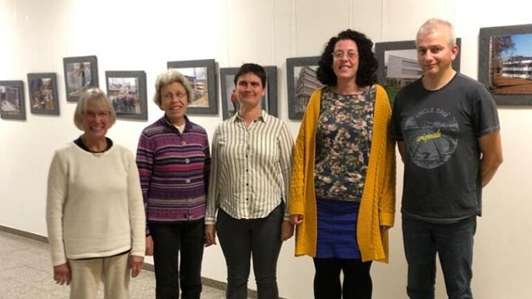 Der Vorstand des Fördervereins der GMS Weikersheim (von links): Barbara Hofmann (Schriftführerin), Gudrun Wolf (Beisitzerin), Linda Bamberg (1. Vorsitzende), Katrin Stahmer (Kassenwartin) und Dirk Pause (2. Vorsitzender).