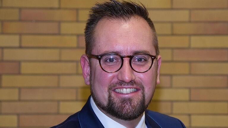 Florin Liening-Ewert erhielt das deutliche Vertrauen und kandidiert wieder für das Bürgermeisteramt in Hendungen. Florin Liening-Ewert erhielt das deutliche Vertrauen und kandidiert wieder für das Bürgermeisteramt in Hendungen.