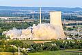 Die Sprengung der Kühltürme in Grafenrheinfeld im August 2024 macht es mehr als deutlich: Die Zeit der alten Atomkraftwerke ist vorbei. Aber könnte einer neue Form von Reaktoren die Zukunft gehören?