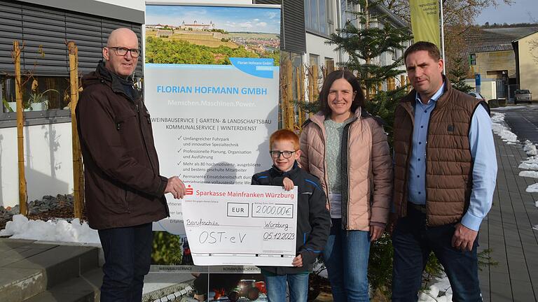 Zwei Unternehmen spenden an Verein OST