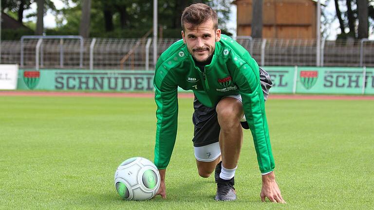 Auf die Plätze, fertig, los – Marco Fritscher will sich beim FC 05 Schweinfurt möglichst schnell einen Stammplatz erkämpfen. Foto: Simon Snaschel Auf die Plätze, fertig, los – Marco Fritscher will sich beim FC 05 Schweinfurt möglichst schnell einen Stammplatz erkämpfen. Foto: Simon Snaschel