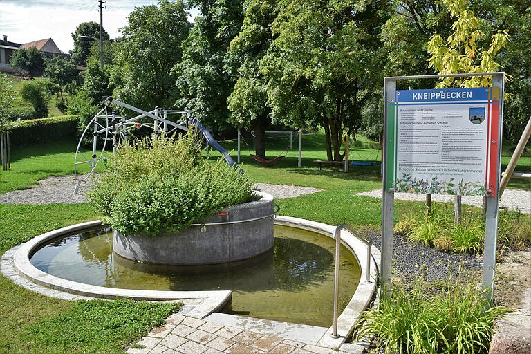 Im Geiselwinder Ortsteil Haag ist die Anlage in den Generationenspielplatz integriert. Im Geiselwinder Ortsteil Haag ist die Anlage in den Generationenspielplatz integriert.