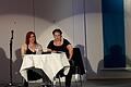 Die 'Urmürschterin' Monika Hanshans (auf der Bühne mit Schauspielerin Kerstin Kiefer) stellte in der Alten Aula ihr Erstlingswerk '200 BAR Liebe' vor. Foto: Hartmut Hessel       -  Die 'Urmürschterin' Monika Hanshans (auf der Bühne mit Schauspielerin Kerstin Kiefer) stellte in der Alten Aula ihr Erstlingswerk '200 BAR Liebe' vor. Foto: Hartmut Hessel
