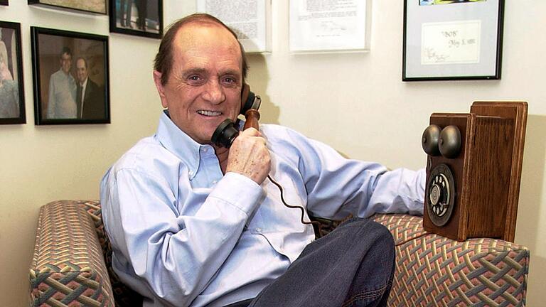 US-Komiker Bob Newhart gestorben - Der Komiker Bob Newhart in seinem Haus in Bel Air Estates. US-Komiker Bob Newhart gestorben - Der Komiker Bob Newhart in seinem Haus in Bel Air Estates.
