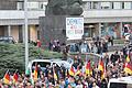 Demonstration der rechtspopulistischen Bewegung Pro Chemnitz       -  Jeden Freitag marschiert die Bewegung Pro Chemnitz an der Karl-Marx-Statue vorbei durch die Stadt.