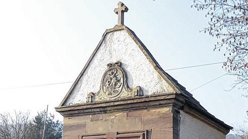 Tradition trifft Moderne: Eine Dreifaltigkeitskapelle (oben) soll Lauerbachkapelle (links), Kohlenbergkapelle (rechts) und Wegekapelle (unten) ergänzen.