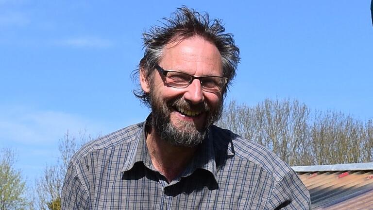 Höhere Preise für die heimischen Produkte fordert Bio-Landwirt und Direktvermarkter Wolfgang Peter aus Schwebheim.