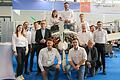 Gruppenfoto des Taifun-Teams der THWS, welches das Wasserstoff-Flugzeug entwickelt hat.