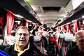 Die Stimmung im Fanbus war nach dem Auswärtssieg in Düsseldorf ausgelassen.