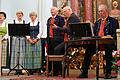 Traditionelle Marienlieder sangen die Vasbühler Krammetsvögel beim Fränkischen Mariensingen in der Wallfahrtskirche Fährbrück. Anton Böhm von der ARGE Fränkische Volksmusik Unterfranken (4. von links) hatte die musikalische Leitung des Konzerts.