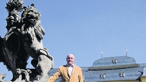 Ein Herzensanliegen war für Manfred Ach stets der Veitshöchheimer Hofgarten mit dem Schloss, das auf sein betreiben hin gründlich saniert wurde. Ein Herzensanliegen war für Manfred Ach stets der Veitshöchheimer Hofgarten mit dem Schloss, das auf sein betreiben hin gründlich saniert wurde.
