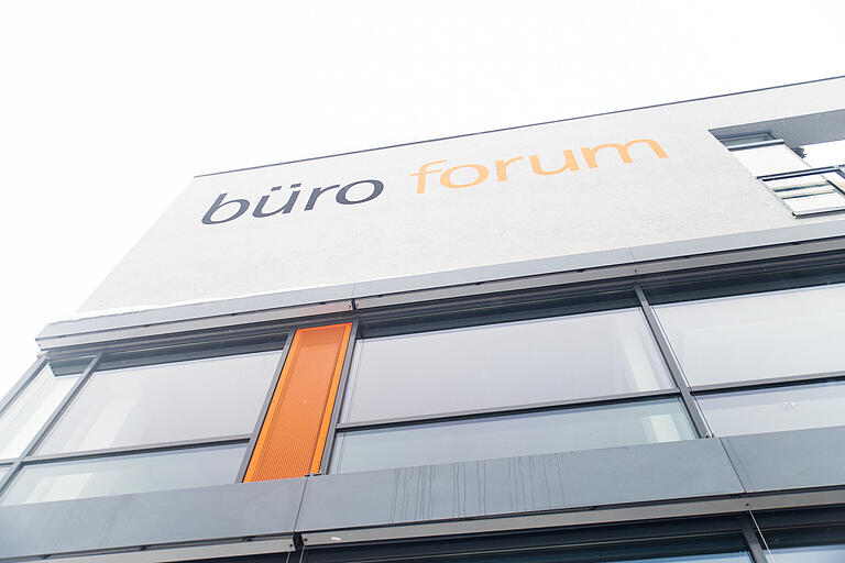 Das neue Büroforum in Würzburg wird eingeweiht. Das neue Büroforum in Würzburg wird eingeweiht.