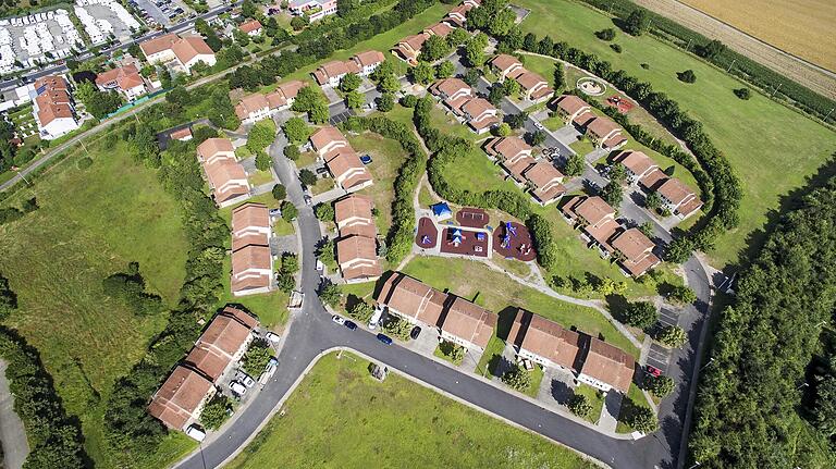 Luftbild von Yorktown Village aus dem Jahr 2016. Damals wurden die Häuser aufgrund großer Nachfrage verlost. Luftbild von Yorktown Village aus dem Jahr 2016. Damals wurden die Häuser aufgrund großer Nachfrage verlost.