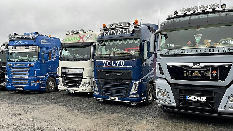 Knorr Transporte feiert sein 75. Jubiläum mit einem Fest für jung und alt. Knorr Transporte feiert sein 75. Jubiläum mit einem Fest für jung und alt.