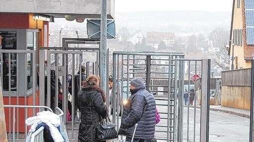 Von Zirndorf für Ledward lernen: Besuch in der Erstaufnahmeeinrichtung