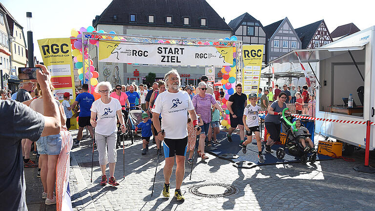 20. Sparkassen Jubiläumslauf: Lauf 3, Wellnes-Run (3.460 Meter)