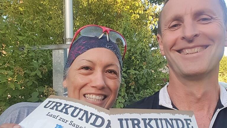 Bike - Lauf - Bike, Alicia Garcia (links) und Lukas Härder vom SV Herschfeld absolvierten ein Mammutprogramm. Bike - Lauf - Bike, Alicia Garcia (links) und Lukas Härder vom SV Herschfeld absolvierten ein Mammutprogramm.