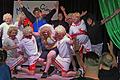 Das Dipbacher Männerballett feierte in diesem Jahr auf der Bühne die Hochzeit von Günni und Moni und damit die Fortsetzung deren Liebesgeschichte vom letzten Jahr.