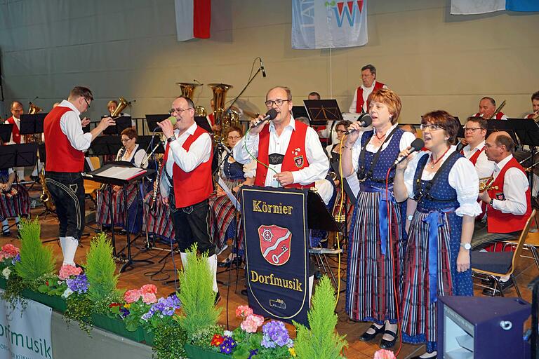 „Abend der Blasmusik“ der Körnier Dorfmusik&nbsp;in der Kürnacher Höllberghalle.
