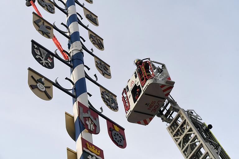  Bad Neustadts Feuerwehr im besonderen Einsatz. Bad Neustadts Feuerwehr im besonderen Einsatz.