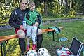 Familie und Fußball: Der Weichtunger Torwart Sandy Bruckbauer nimmt auch mal seinen Jüngsten, den fünfjährigen Jakob, mit auf den Platz.