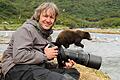 Welt-Dia-Vision 2017: Alaska       -  (woh)   Alaska ist das Traumland für Abenteurer wie den Schriftsteller Jack London. Seine Bücher über den Goldrausch im Yukon haben Thomas Sbampato bereits in jungen Jahren veranlasst, sich auf die Spuren der Goldgräber zu setzen. Seine Erlebnisse stellt er am Samstag, 11. November, um 20 Uhr beim Welt-Dia-Vision-Festival in Mellrichstadt (Herbig-Halle) vor. Karten: Vorverkauf (elf Euro), Abendkasse (14 Euro). Vorverkaufsstellen: Aktive Mellrichstadt (Marktplatz 2), Outdoor-Link (Hauptstraße in Mellrichstadt), Reiseladen (Bad Königshofen), Reisebüro Kastner (Bad Neustadt).