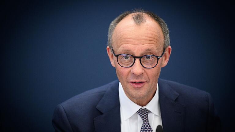 Friedrich Merz - Friedrich Merz könnte am 6. Mai vom Bundestag zum Kanzler gewählt werden. (Archivbild) Friedrich Merz - Friedrich Merz könnte am 6. Mai vom Bundestag zum Kanzler gewählt werden. (Archivbild)