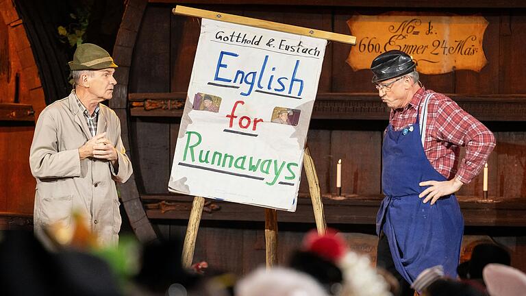Fredi Breunig (links) und Martin Wachenbrönner überzeugten mit dem Sketch 'Englischkurs'. Fredi Breunig (links) und Martin Wachenbrönner überzeugten mit dem Sketch 'Englischkurs'.