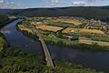 Am Donnerstagabend wurde in Lohr das Ergebnis der Machbarkeitsstudie zum Biosphärenreservat Spessart vorgestellt. Das Bild zeigt den Blick auf den Ort Neuendorf und den Spessart.