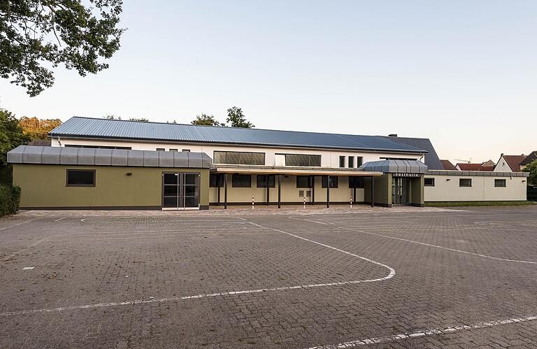 Die Festhalle wurde aufwendig saniert. Die Festhalle wurde aufwendig saniert.