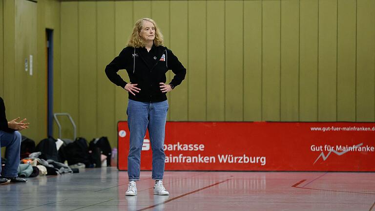 Trainerin Janet Fowler-Michel von den QOOL Sharks Würzburg geht optimistisch in die Abstiegsrunde.