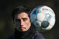 Lars Stindl hinter einem Fußball.jpeg       -  Lars Stindl wechselt im Herbst seiner Fußballkarriere zurück zum Karlsruher Sportclub.
