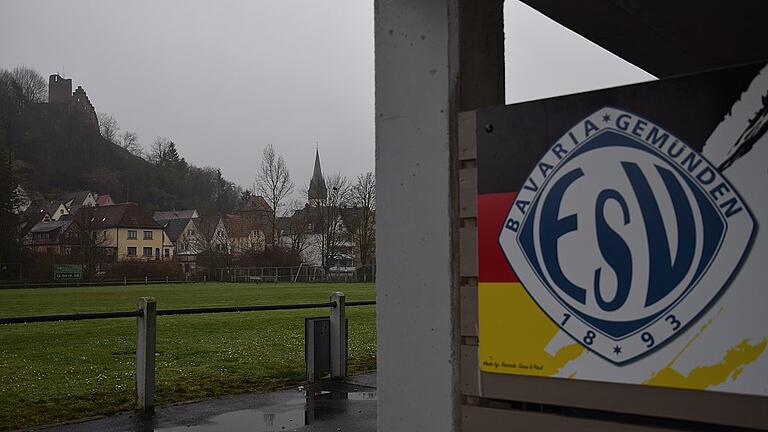 Das Logo des ESV Gemünden, der heuer 125 Jahre alt wird, am Sportheim. Das Logo des ESV Gemünden, der heuer 125 Jahre alt wird, am Sportheim.