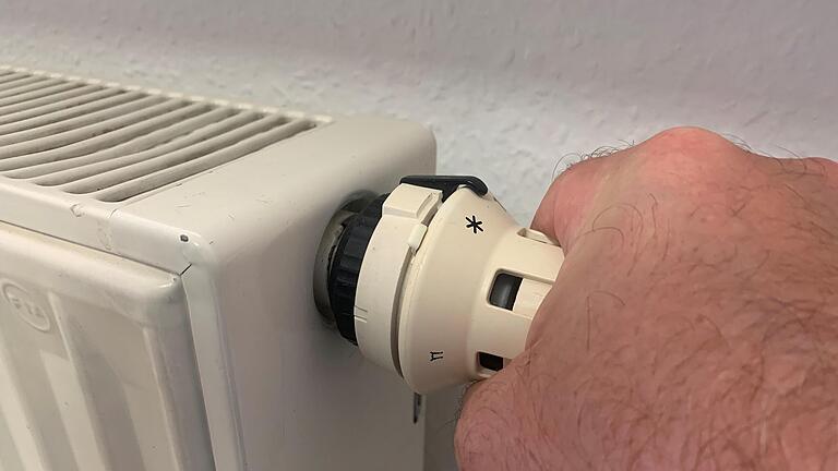 Temperatur runter heißt es künftig in den städtischen Einrichtungen. Die Stadt Münnerstadt muss im nächsten Jahr mehr als das Dreifache für das Gas bezahlen. - Temperatur runter heißt es künftig in den städtischen Einrichtungen. Die Stadt Münnerstadt muss im nächsten Jahr mehr als das Dreifache für das Gas bezahlen. Temperatur runter heißt es künftig in den städtischen Einrichtungen. Die Stadt Münnerstadt muss im nächsten Jahr mehr als das Dreifache für das Gas bezahlen. - Temperatur runter heißt es künftig in den städtischen Einrichtungen. Die Stadt Münnerstadt muss im nächsten Jahr mehr als das Dreifache für das Gas bezahlen.