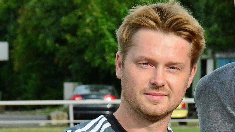 Martin Schendzielorz (hier ein Archivbild) beendet seine Trainertätigkeit beim Bezirksligisten SG Heidenfeld/Hirschfeld nicht erst im Sommer, sondern sofort. Martin Schendzielorz (hier ein Archivbild) beendet seine Trainertätigkeit beim Bezirksligisten SG Heidenfeld/Hirschfeld nicht erst im Sommer, sondern sofort. 