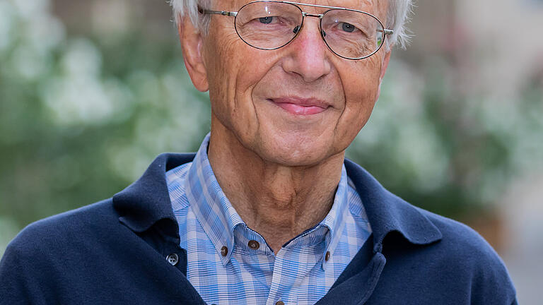 Prof. Dr. Ernst Engelke. Prof. Dr. Ernst Engelke.