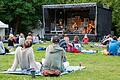 Entspannte Atmosphäre herrschte beim RISE-Festival im Luitpoldpark, wie hier beim Auftritt der Hamburger Band 'Pohlmann'.