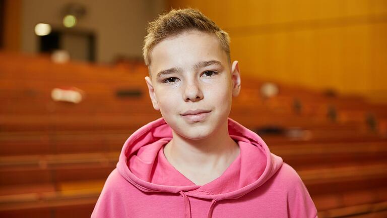 Noah Müller (14) vom Frankenschullandheim Schloss Gaibach sagt 'Kartoffeln ' zu Kartoffeln.&nbsp;