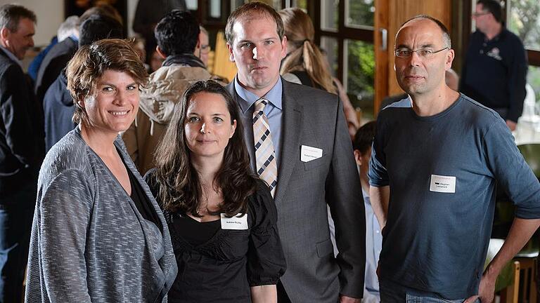 Zeit zu handeln: Initiative von Claudia Stamm zur Gründung einer neuen Partei       -  Gehören zum Kernteam der geplanten neuen Partei für Bayern (von links): Landtagsabgeordnete Claudia Stamm, Juristin Sabine Richly, der Burgsinner Bürgermeister Robert Herold und der Soziologieprofessor Stephan Lessenich.