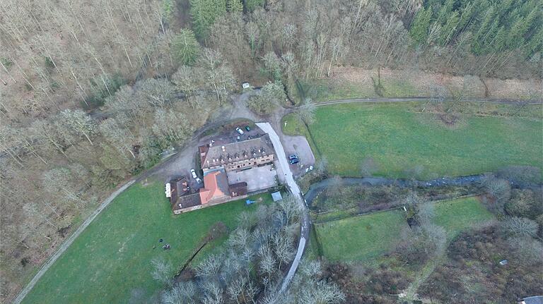 Die Stadt Lohr hat drei neue Trauorte für standesamtliche Eheschließungen unter freiem Himmel gewidmet. Einer davon sind der Garten und die Terrasse des Hotelgasthofs Buchenmühle.