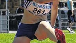 Flott: Isabell Hergenröther (LAC Quelle Fürth) lief persönliche Bestzeit über 400 Meter Hürden.